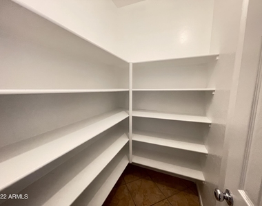 4489 E Del Rio Street - Photo Thumbnail 9