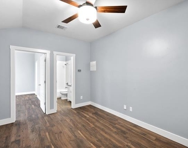 216 Alvarado Street - Photo Thumbnail 20