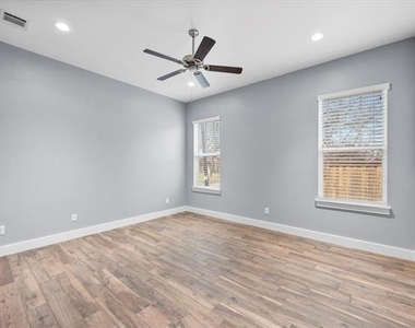 216 Alvarado Street - Photo Thumbnail 14