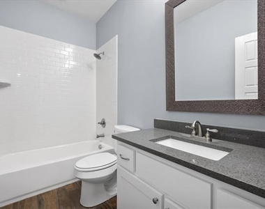 216 Alvarado Street - Photo Thumbnail 13