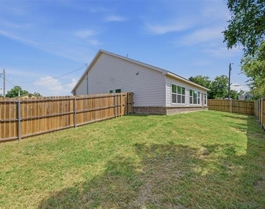 3314 Gordon Street - Photo Thumbnail 20