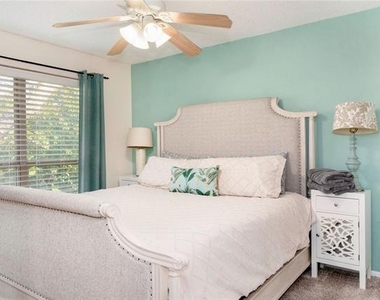 2413 Meadow Court - Photo Thumbnail 25