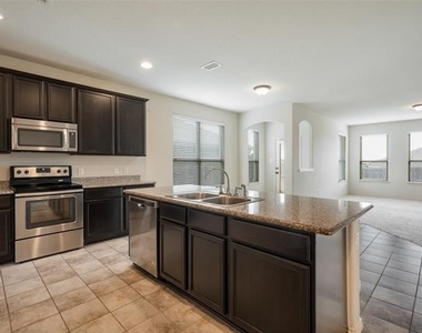 3416 Wavecrest Lane - Photo Thumbnail 5