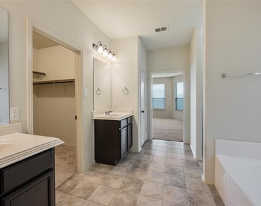 3416 Wavecrest Lane - Photo Thumbnail 15