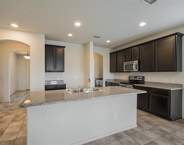 3416 Wavecrest Lane - Photo Thumbnail 4