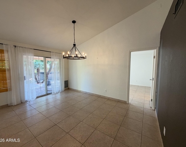 5801 E Paradise Lane - Photo Thumbnail 29