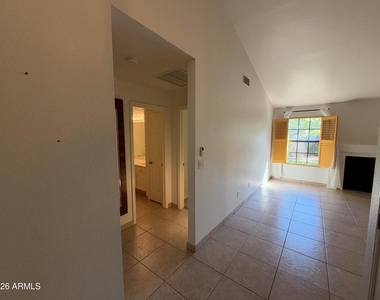 5801 E Paradise Lane - Photo Thumbnail 18