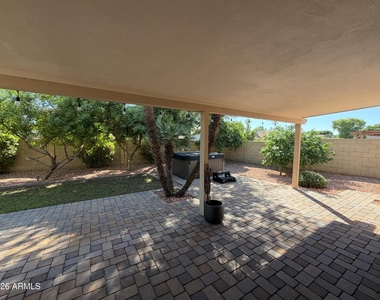 5801 E Paradise Lane - Photo Thumbnail 39