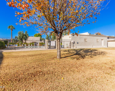 6937 E Osborn Road - Photo Thumbnail 20