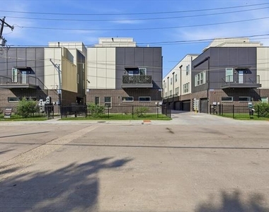 7207 Mohawk Drive - Photo Thumbnail 1