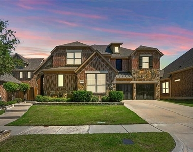 2413 Barton Creek Boulevard - Photo Thumbnail 2
