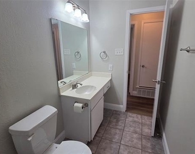 335 Springwillow Road - Photo Thumbnail 13