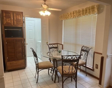 7640 Grassland Drive - Photo Thumbnail 7