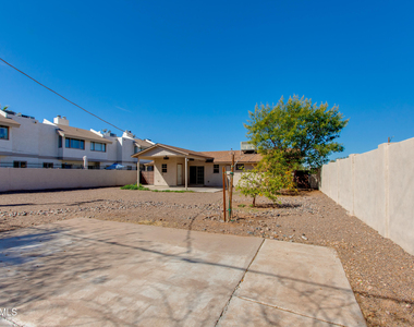3423 N 14th Street - Photo Thumbnail 22