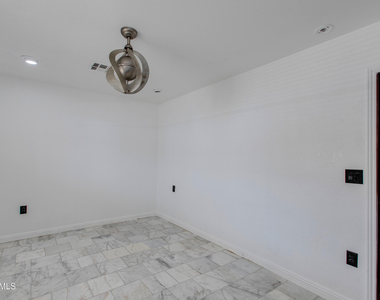 3423 N 14th Street - Photo Thumbnail 9