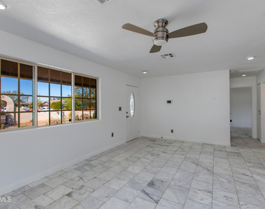 3423 N 14th Street - Photo Thumbnail 2