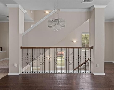 2700 Club Ridge Drive - Photo Thumbnail 9