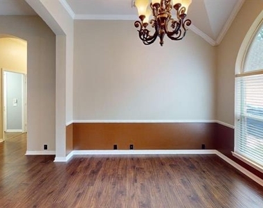 5901 Berkshire Road - Photo Thumbnail 6