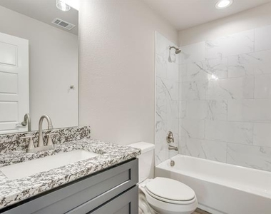 933 River Road - Photo Thumbnail 28