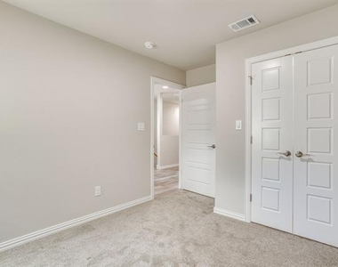 933 River Road - Photo Thumbnail 27
