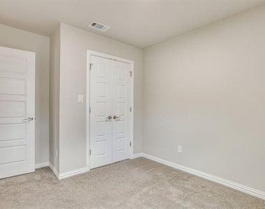 933 River Road - Photo Thumbnail 26