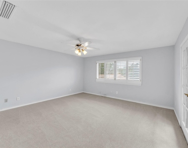 3109 Lakeside Drive - Photo Thumbnail 15
