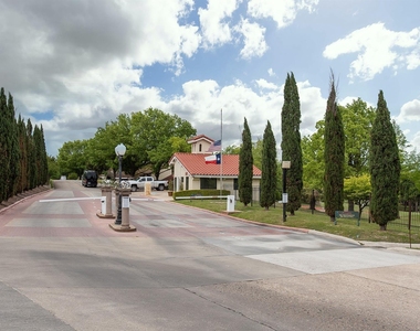 3109 Lakeside Drive - Photo Thumbnail 32