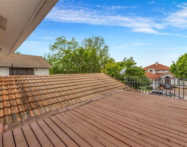 3109 Lakeside Drive - Photo Thumbnail 25