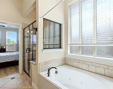 16512 Amistad Avenue - Photo Thumbnail 19