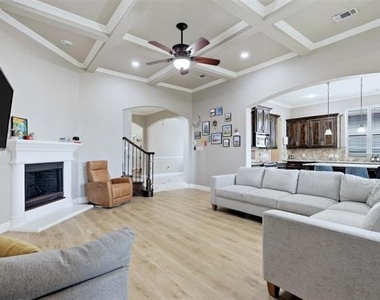 16512 Amistad Avenue - Photo Thumbnail 10