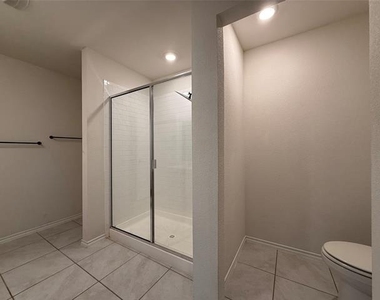 2702 Marotto Way - Photo Thumbnail 13