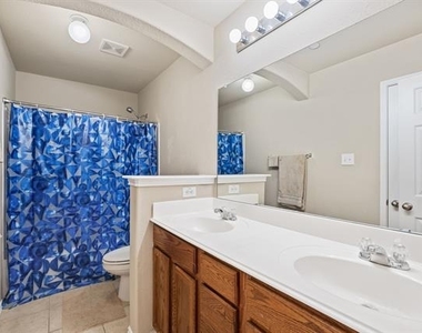 1160 Landon Lane - Photo Thumbnail 8