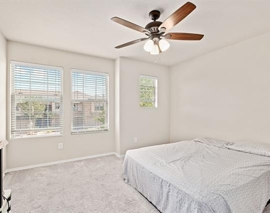 1160 Landon Lane - Photo Thumbnail 9