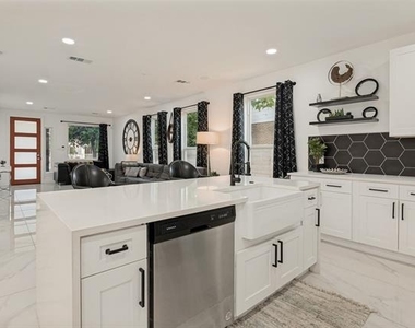 3314 Herbert Street - Photo Thumbnail 12