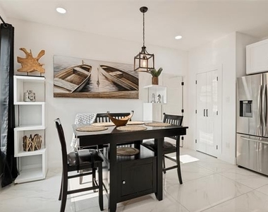 3314 Herbert Street - Photo Thumbnail 4