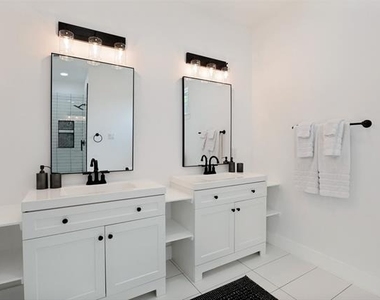 3314 Herbert Street - Photo Thumbnail 21