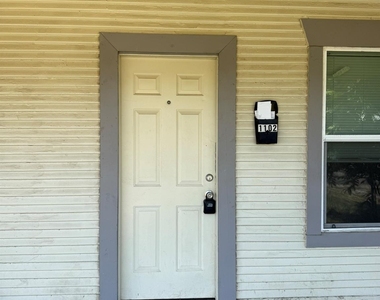 1104 E Richmond - Photo Thumbnail 1