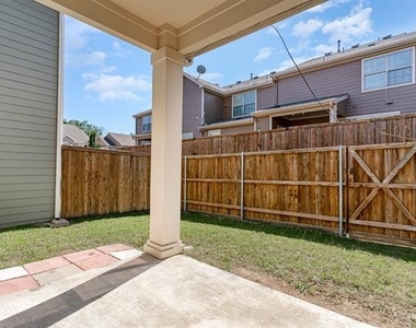 7909 Eddie Drive - Photo Thumbnail 25
