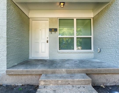 2714 Maple Drive - Photo Thumbnail 1