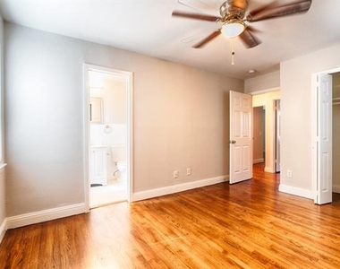 2714 Maple Drive - Photo Thumbnail 9