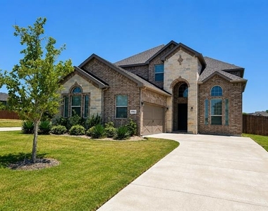 6002 14th Street - Photo Thumbnail 1