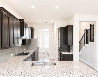 6002 14th Street - Photo Thumbnail 6