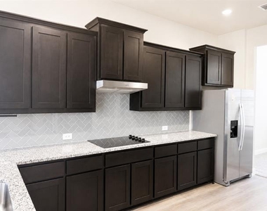 6002 14th Street - Photo Thumbnail 7