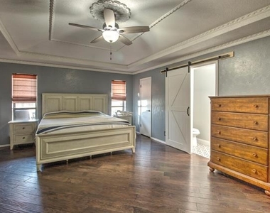 2517 Nantucket Drive - Photo Thumbnail 24