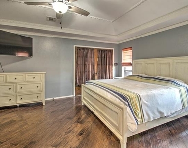 2517 Nantucket Drive - Photo Thumbnail 25