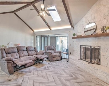 2517 Nantucket Drive - Photo Thumbnail 18