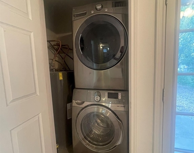 4935 Curzon Avenue - Photo Thumbnail 12