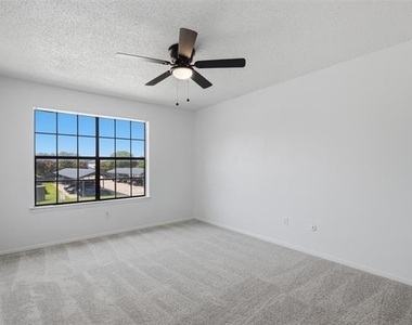 14800 Enterprise Drive - Photo Thumbnail 6