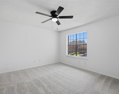 14800 Enterprise Drive - Photo Thumbnail 10