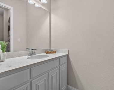 1306 Cypress Creek Way - Photo Thumbnail 28